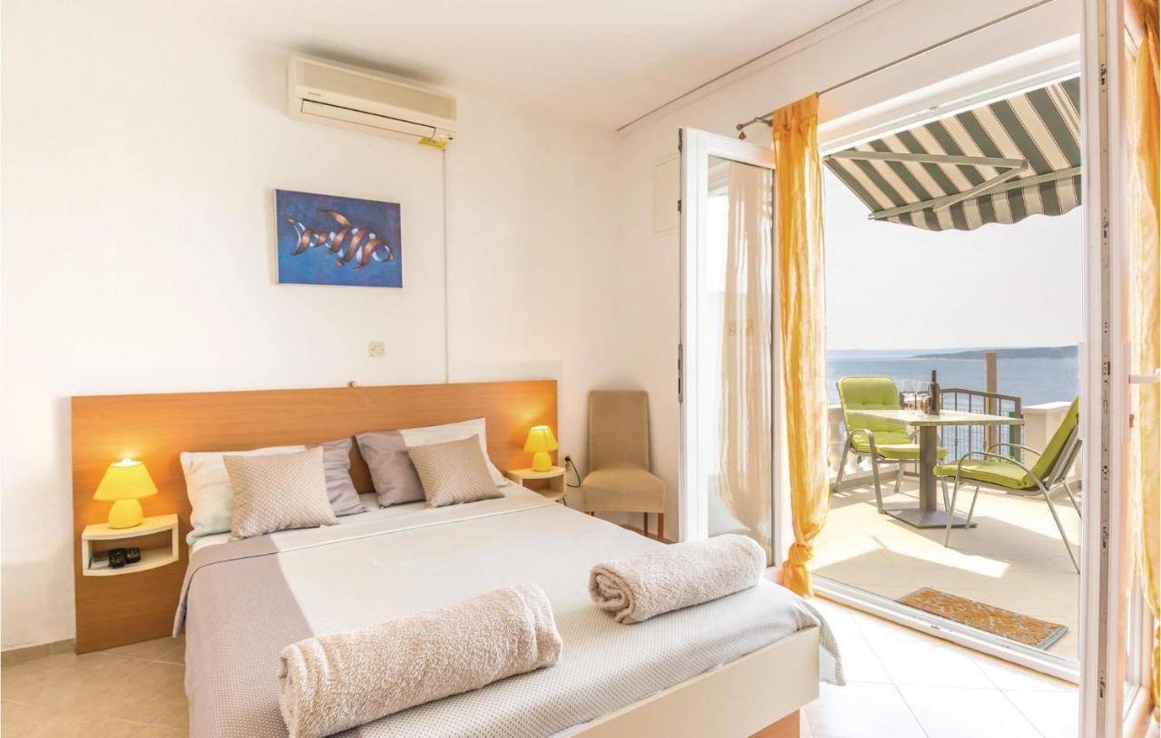 Lovely Apartment In Brela With House Sea View Exterior foto