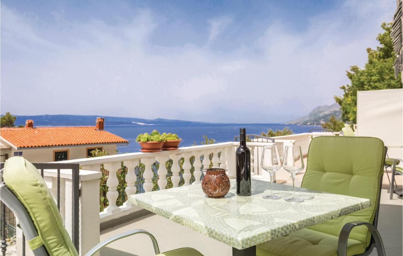 Lovely Apartment In Brela With House Sea View Exterior foto